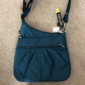 Brand new Travelon anti-theft crossbody purse